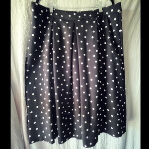 Tahari Midi Skirt size 16